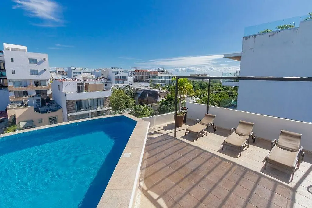 Comfortable Studio 3 Blocks From The Beach location